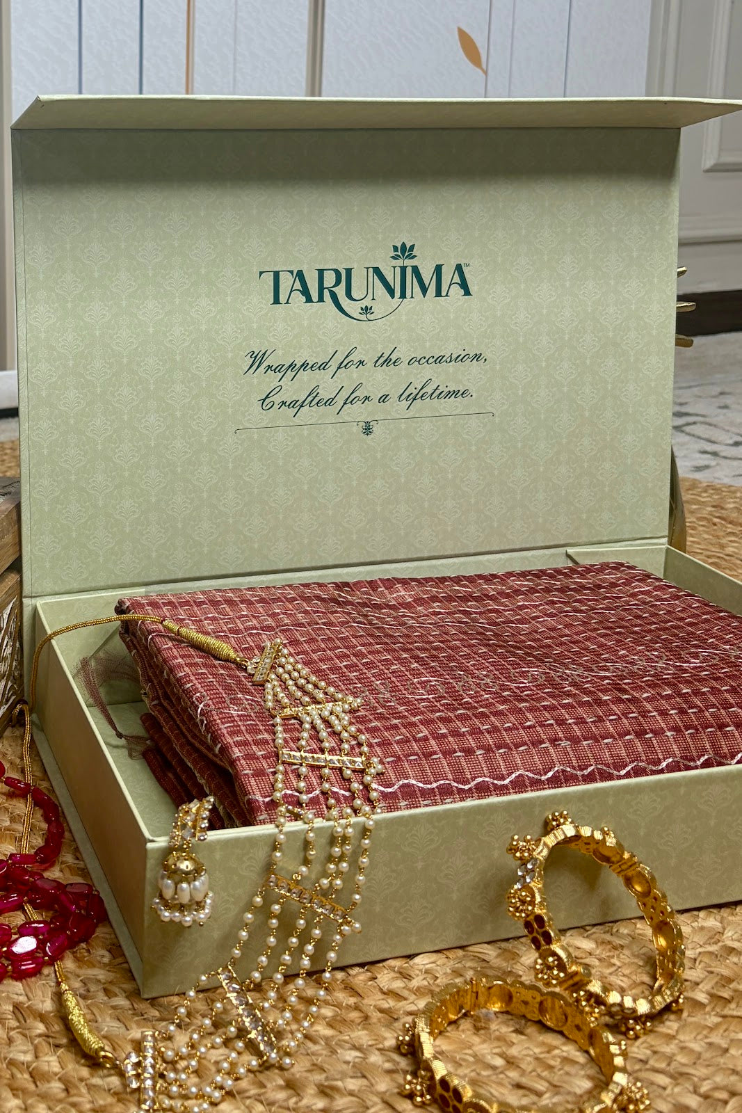 Tarunima gift box