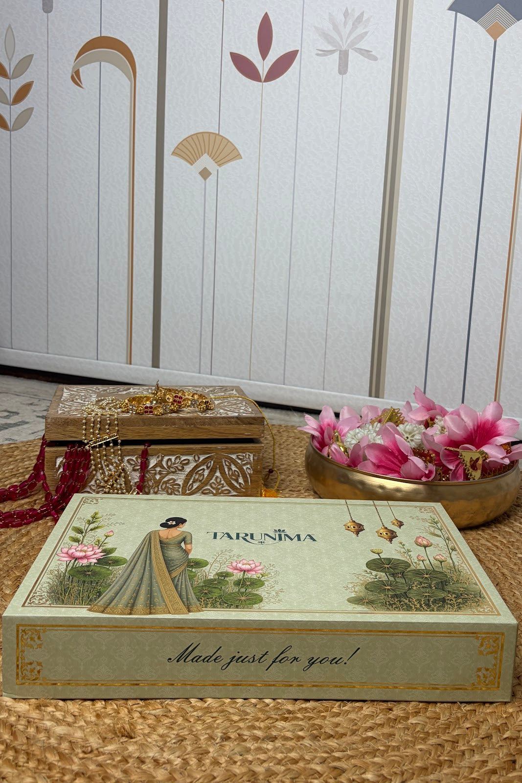 Tarunima gift box