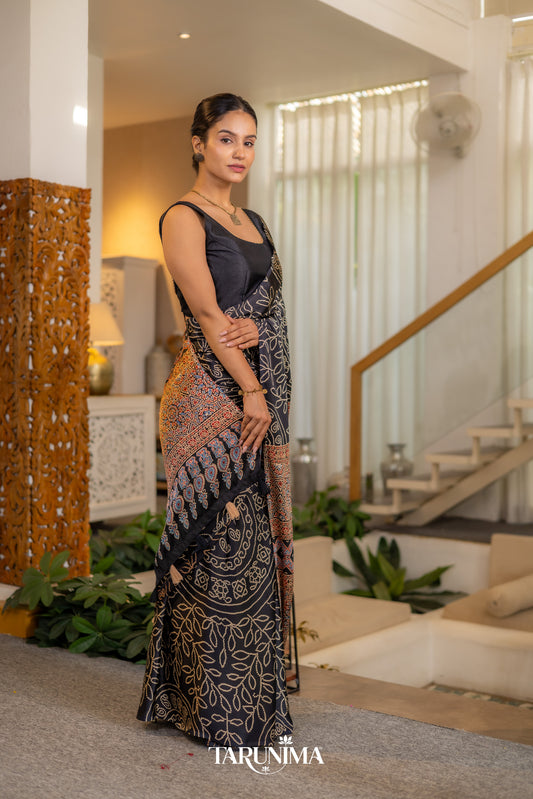 Raatrang Ajrak