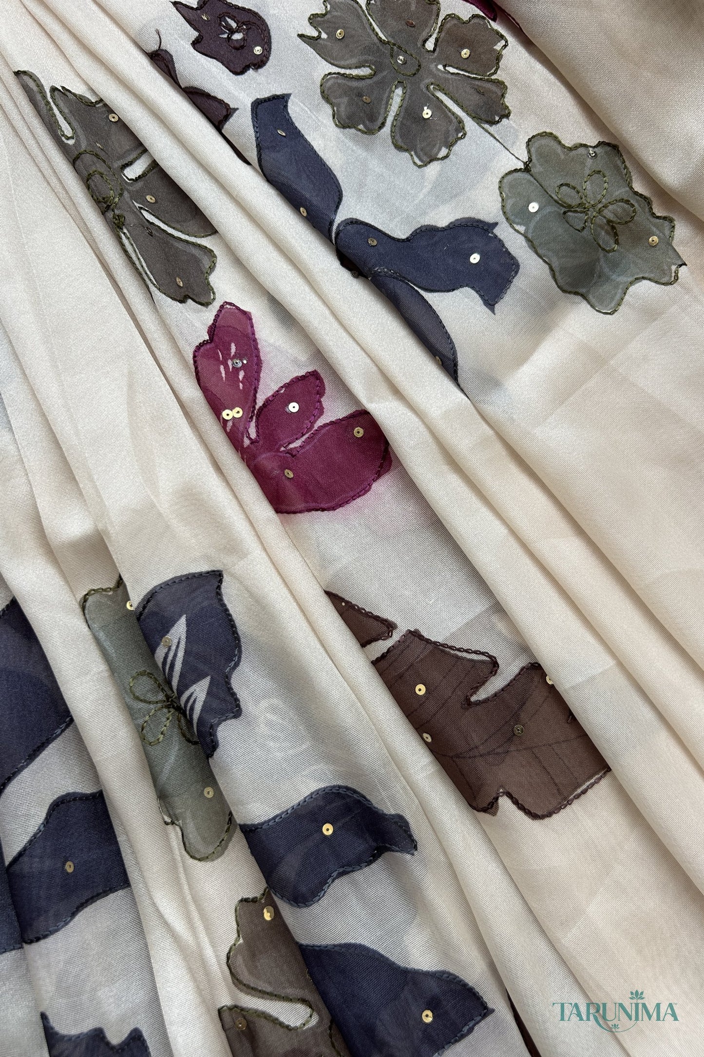 Aparajita Chain Stitching motif detail