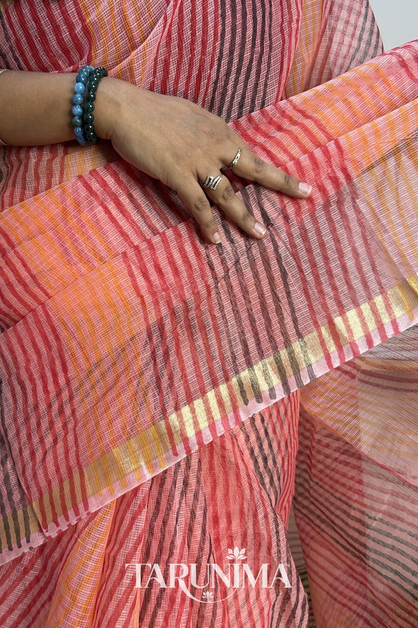Surkh Leher - pallu