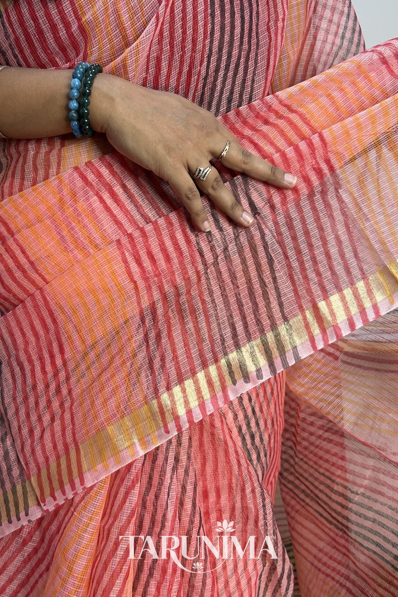 Surkh Leher - pallu