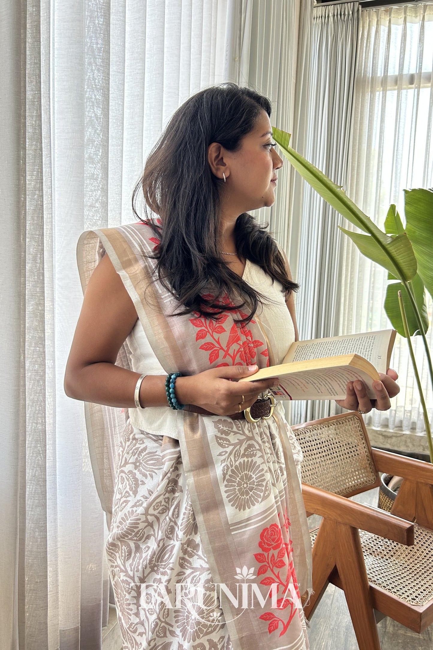 Roohi - bird motif