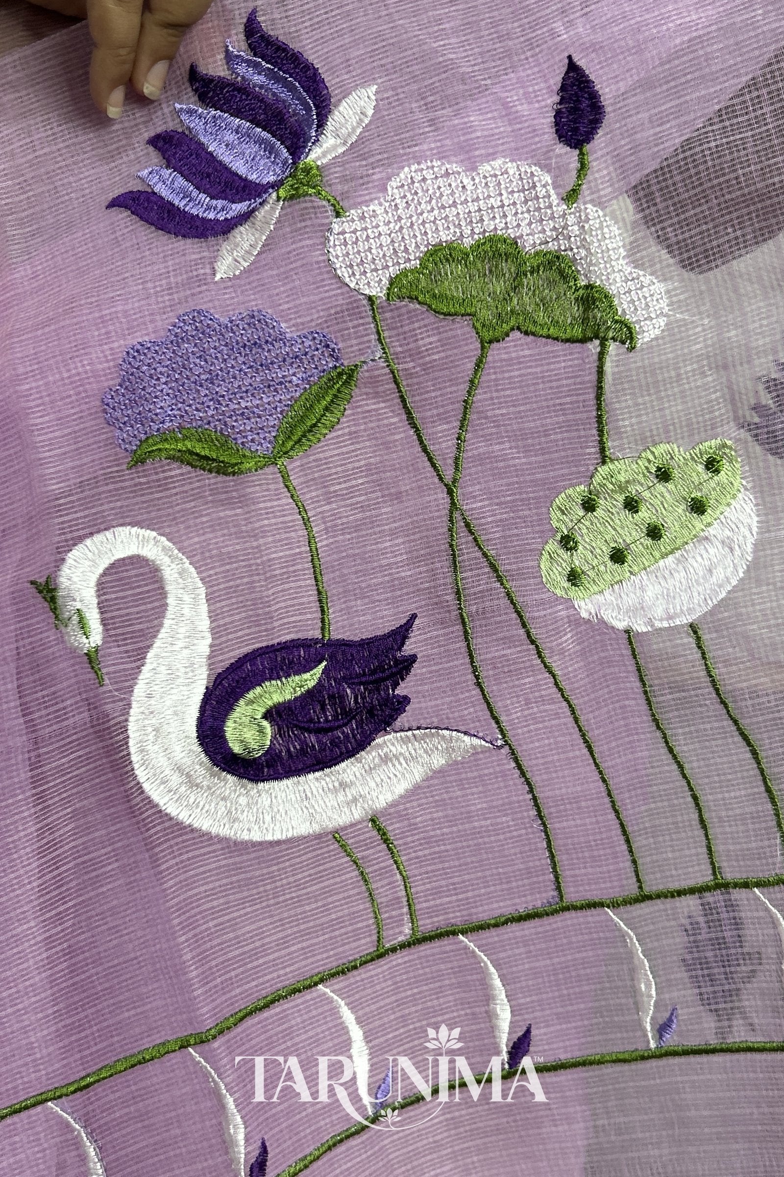 Twilight Swan - pallu