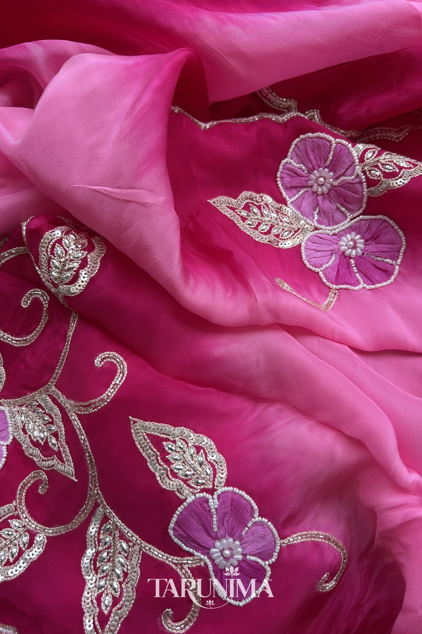 Saanjh Leher - hand embroidery detail