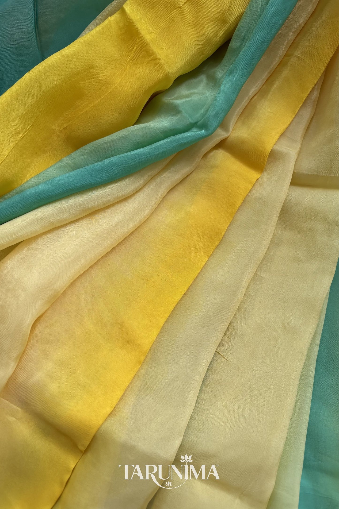 Firozaa - pallu