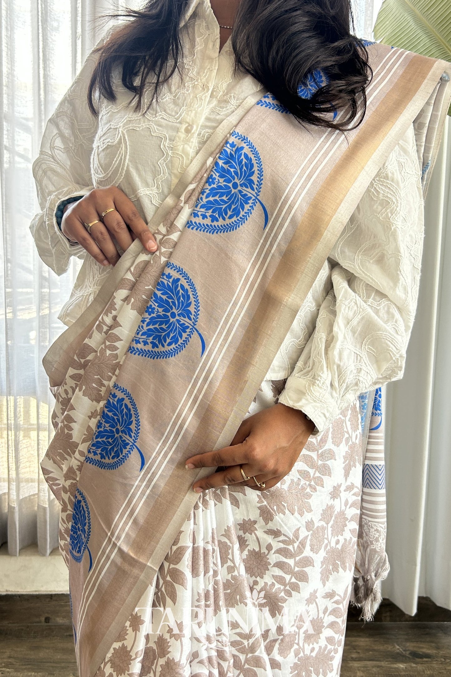 Aasma - zari border