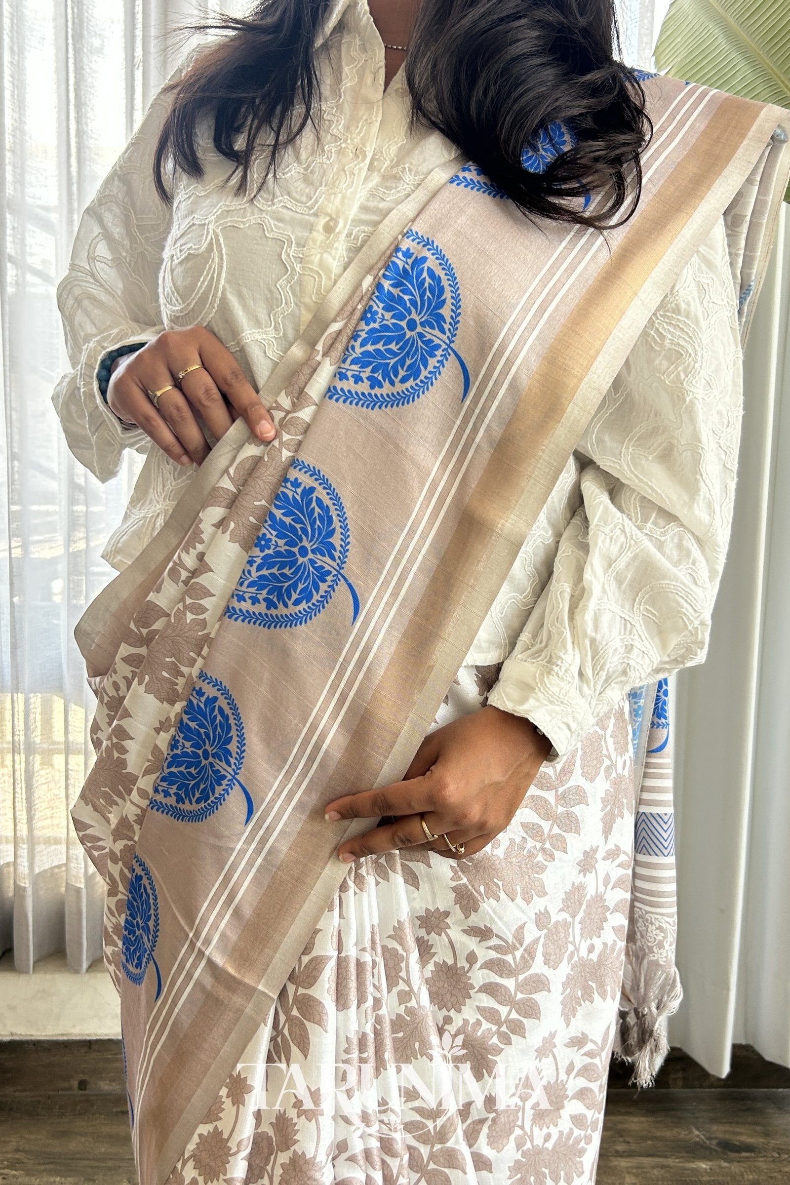 Aasma - zari border