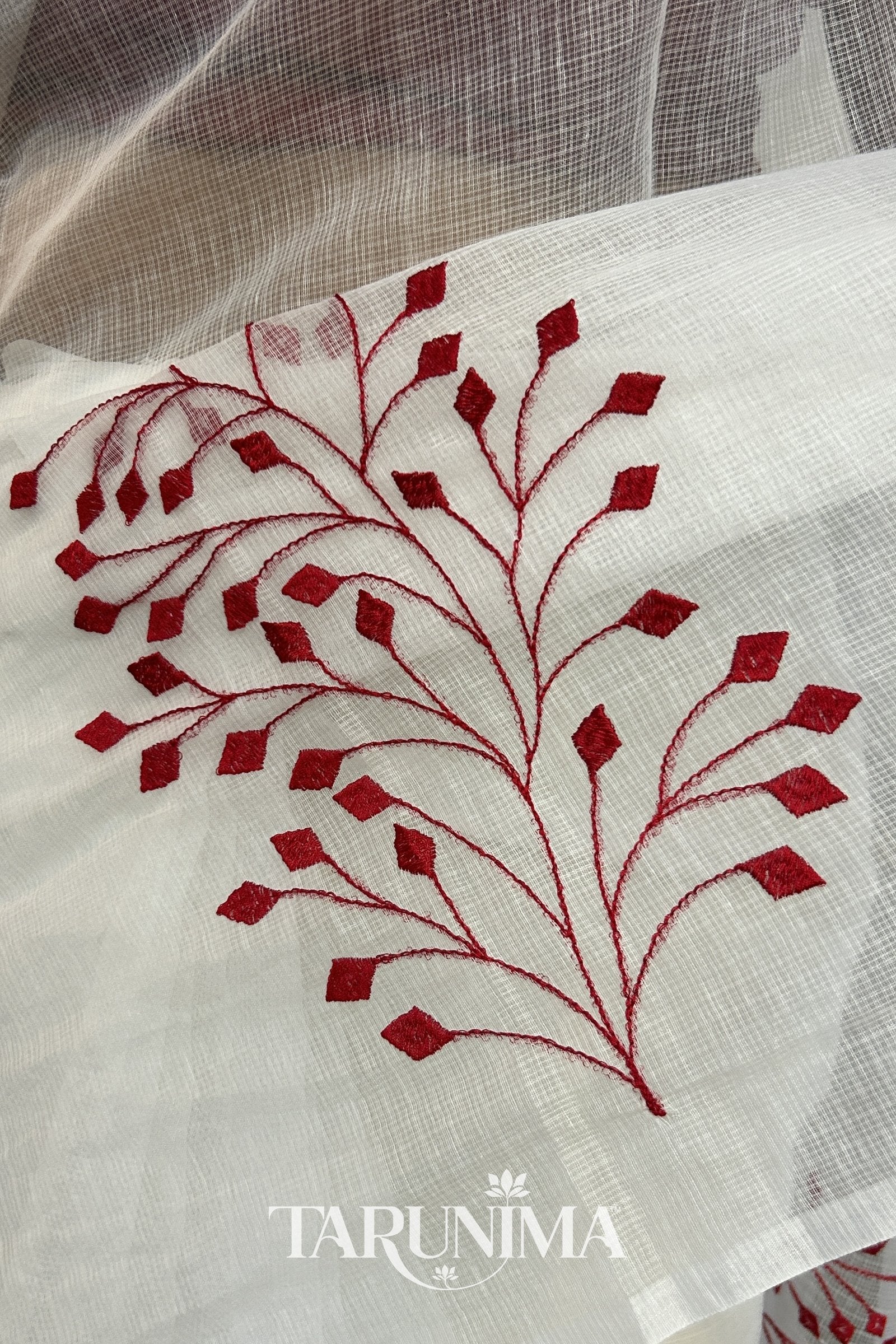Red Grove - pallu