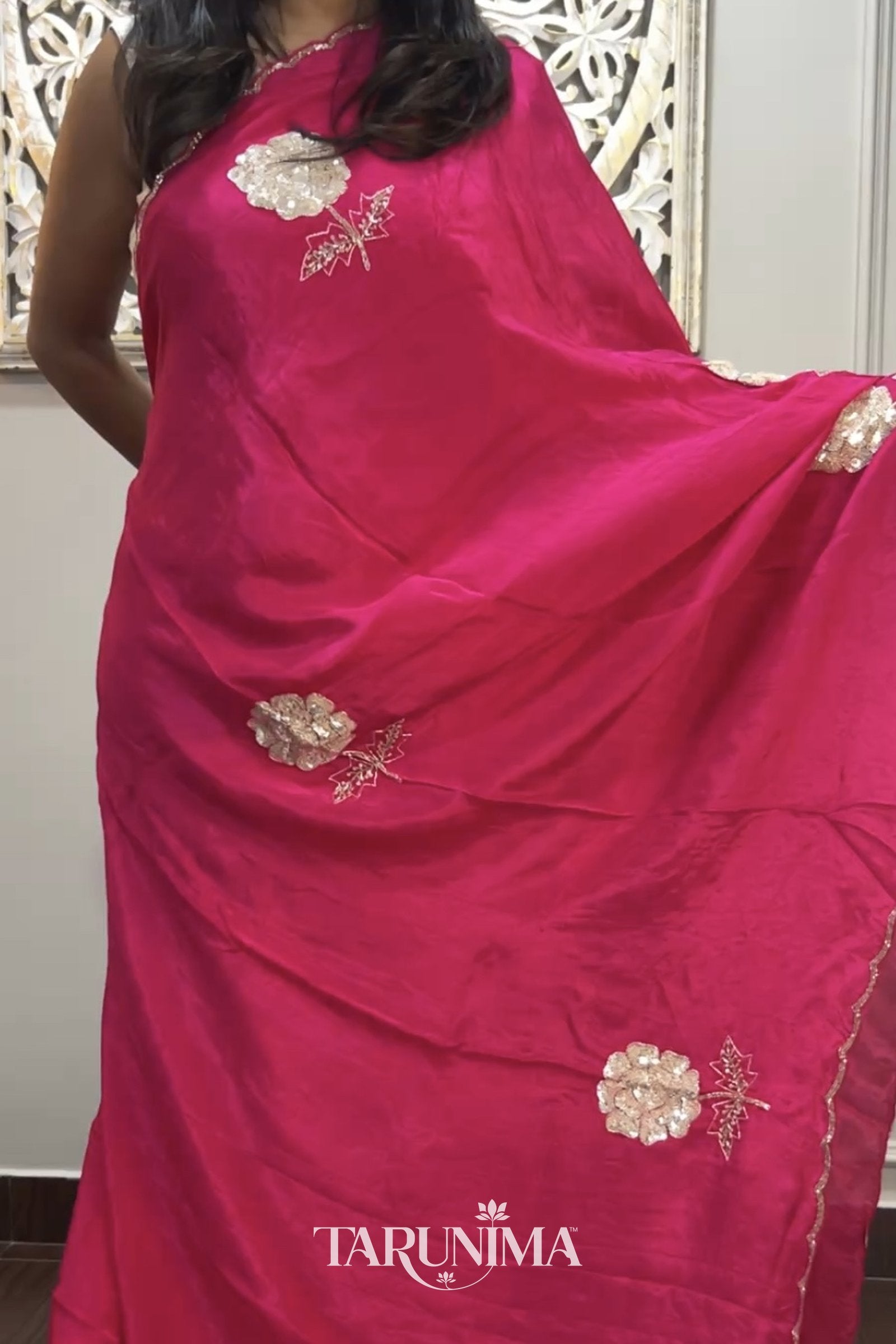 Raani Gulaab - model wearing saree