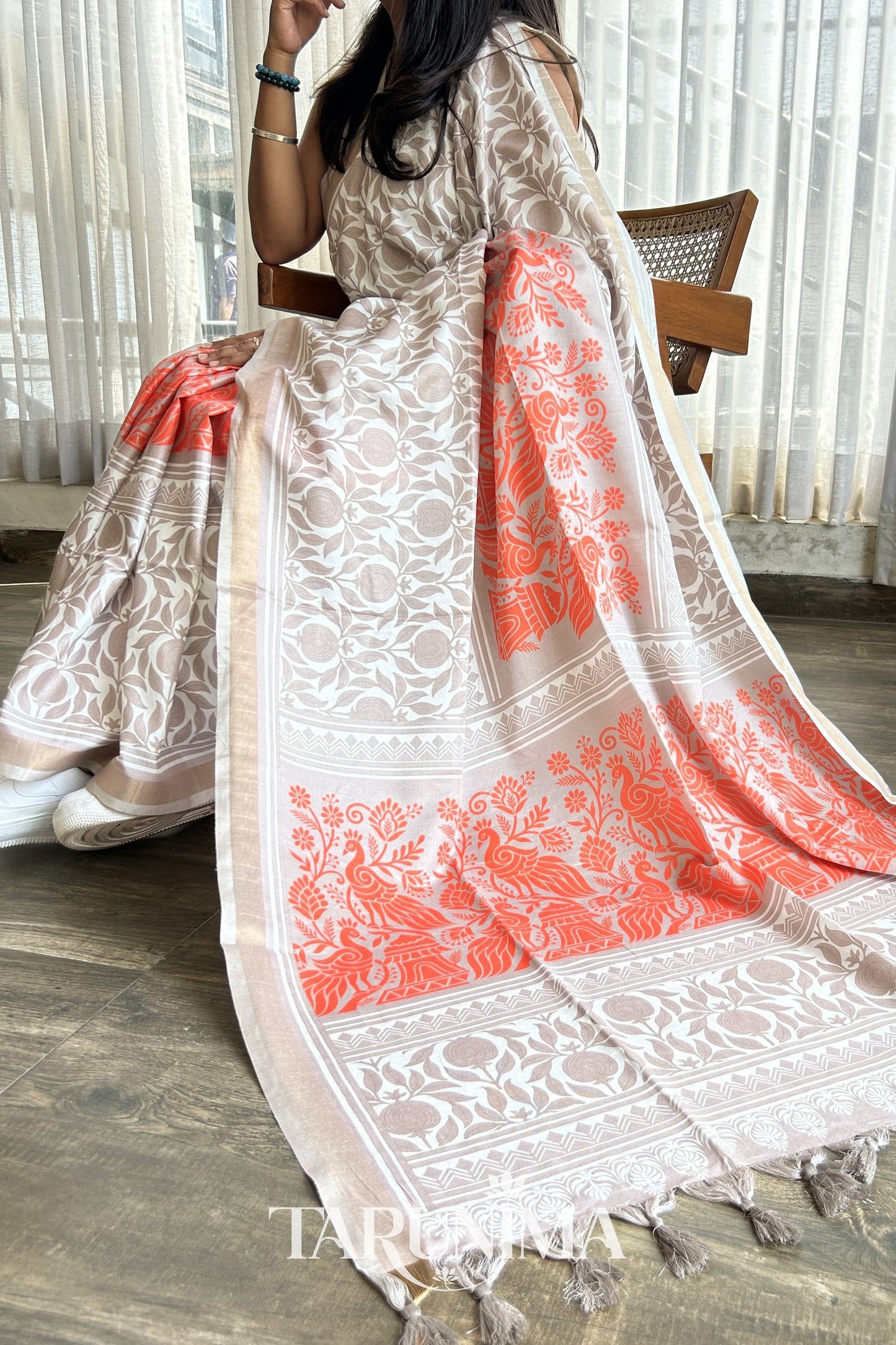 Mrinal - drape