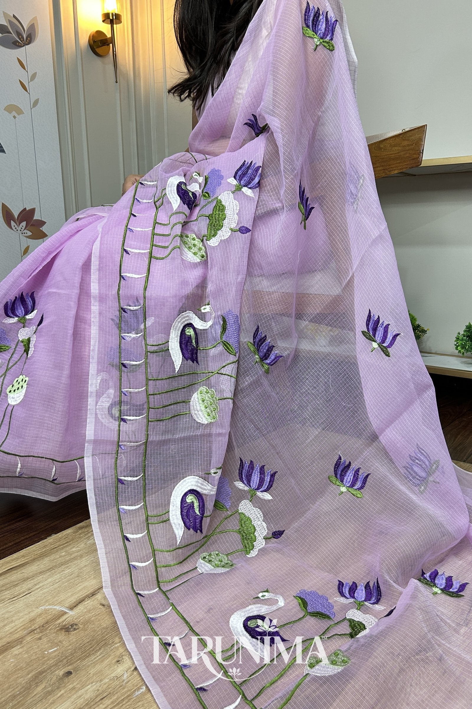 Twilight Swan - lilac Kota Doria saree