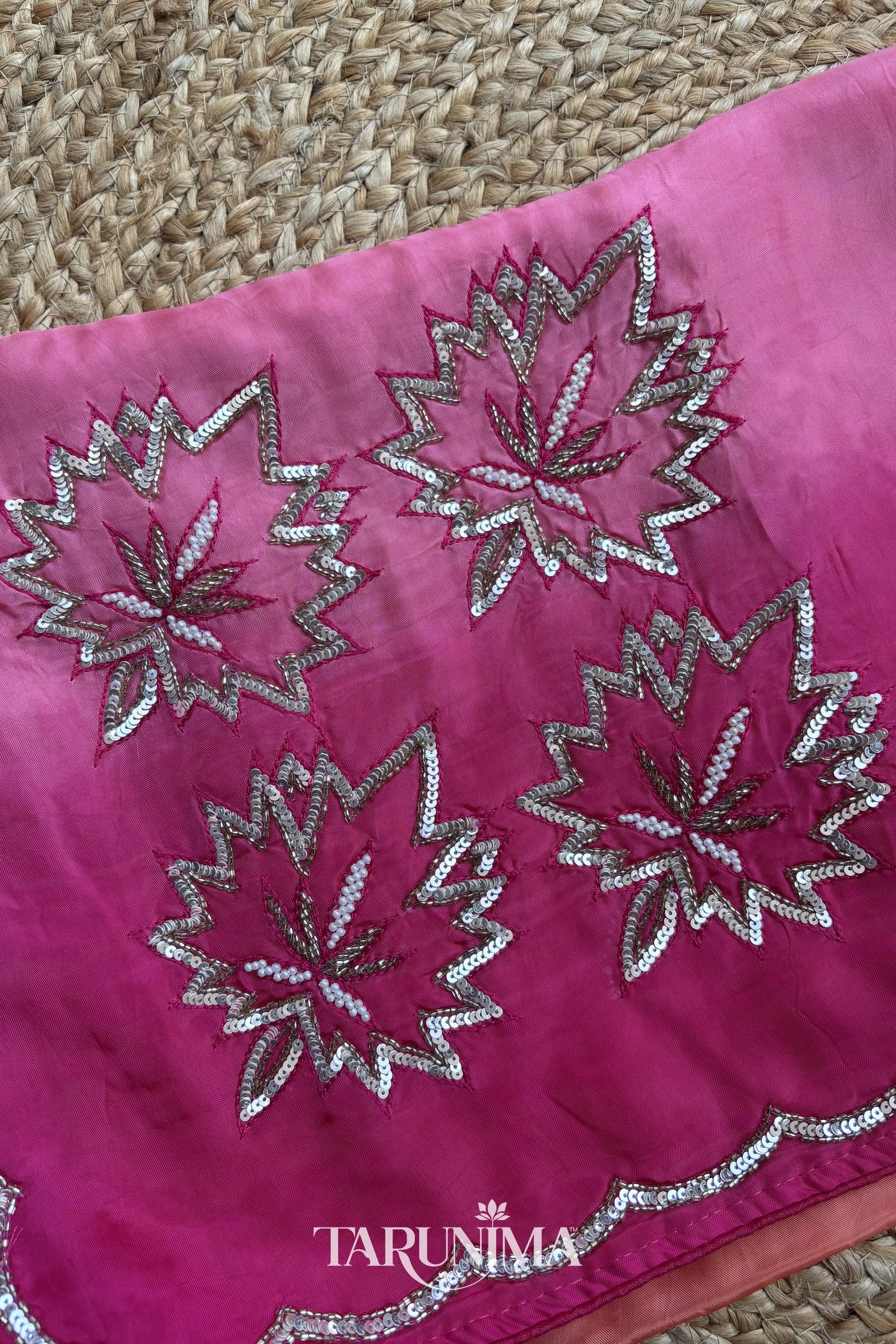 Star Noor - detail